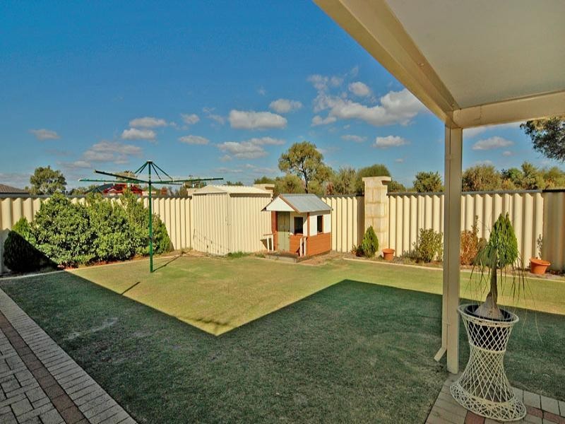 51 Albatross Loop, Beechboro WA 6063