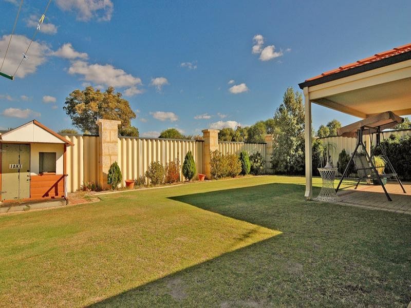 51 Albatross Loop, Beechboro WA 6063