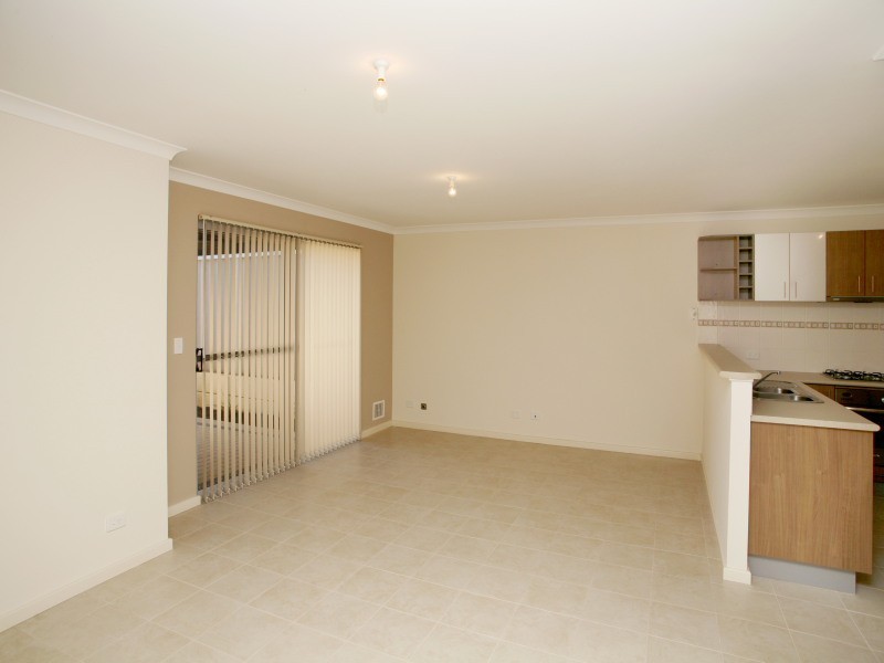 2/33 Wallington Road, Balga WA 6061