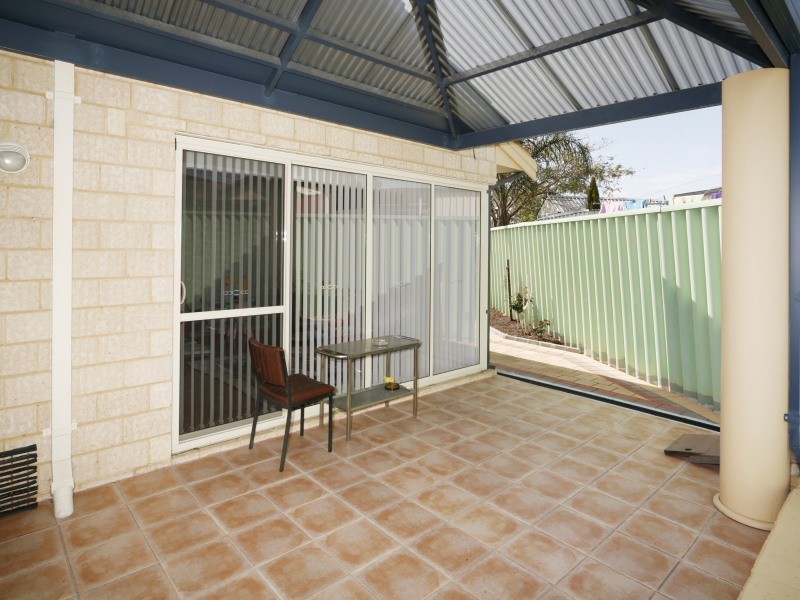 41 Adelphi Court, Marangaroo WA 6064