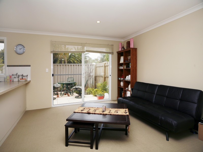 2/5 Johnson Road, Maylands WA 6051