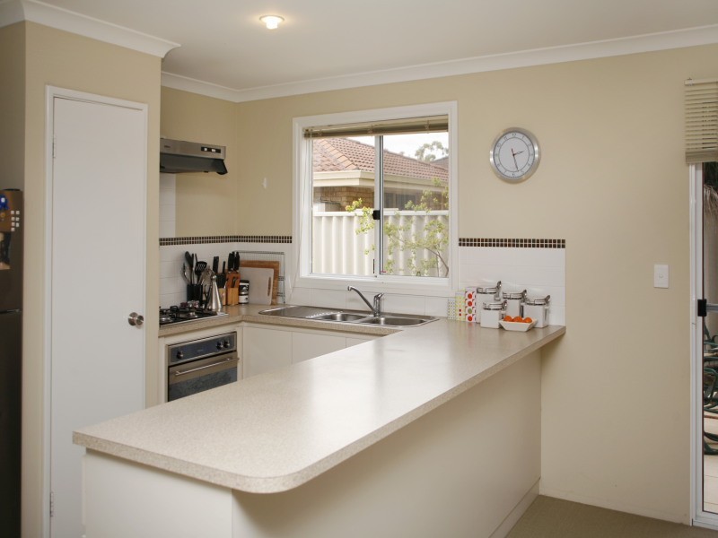 2/5 Johnson Road, Maylands WA 6051