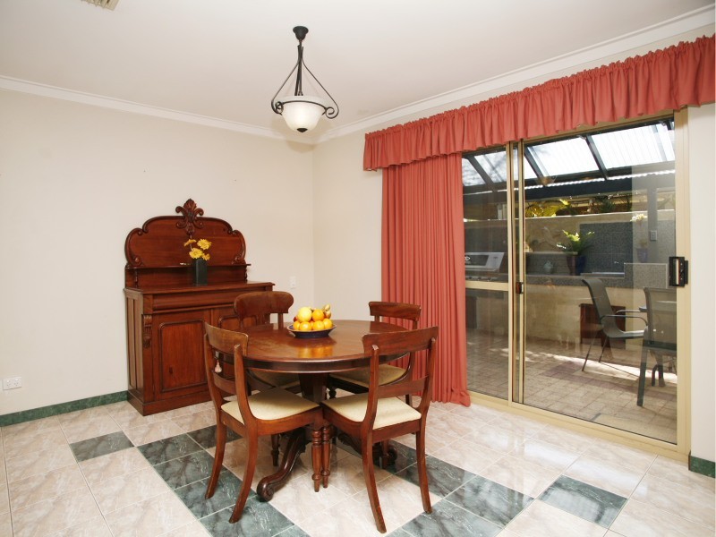 3/17 Satellite Rtt, Kiara WA 6054