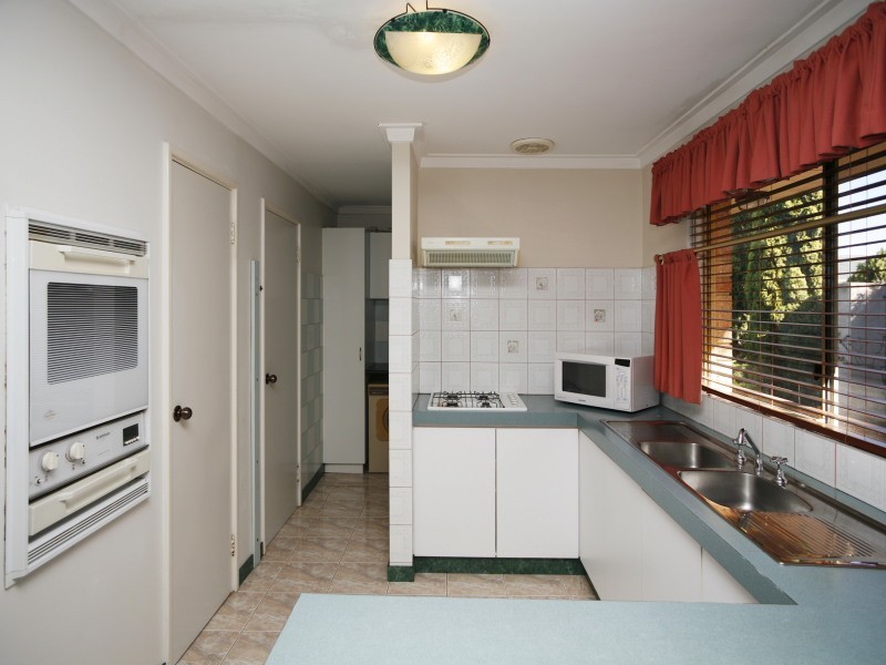 3/17 Satellite Rtt, Kiara WA 6054