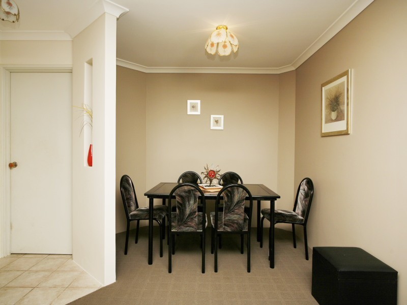 121 Bottlebrush Drive, Kiara WA 6054