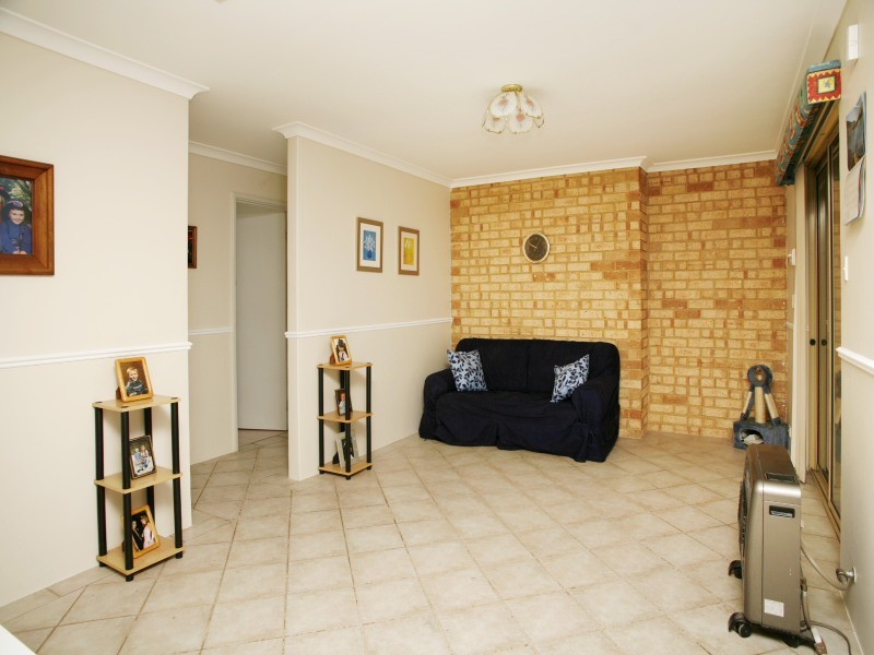 121 Bottlebrush Drive, Kiara WA 6054