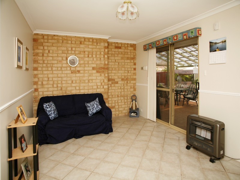 121 Bottlebrush Drive, Kiara WA 6054