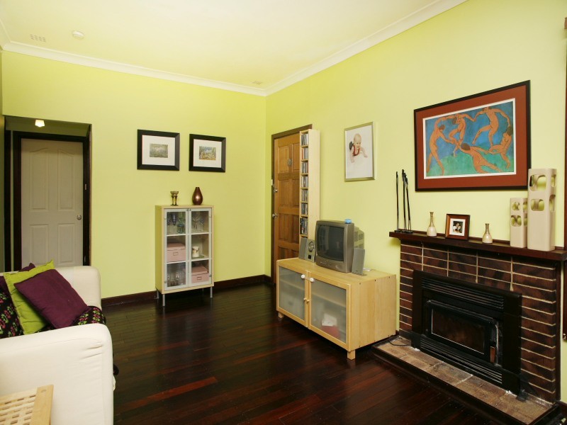 5 Gaunt Street, Eden Hill WA 6054