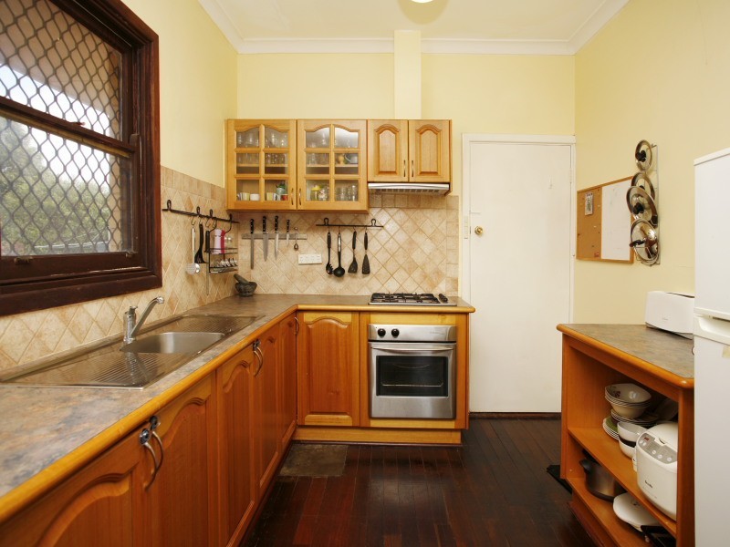 5 Gaunt Street, Eden Hill WA 6054