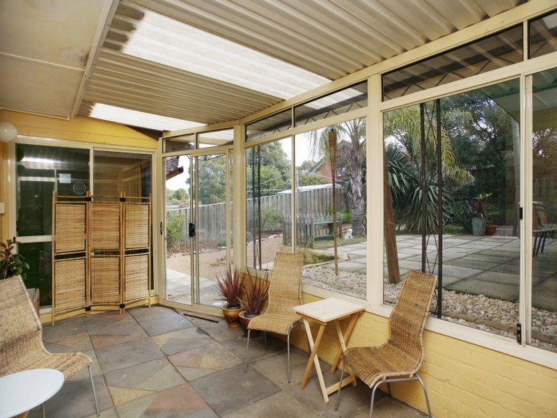 5 Gaunt Street, Eden Hill WA 6054