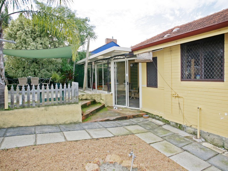 5 Gaunt Street, Eden Hill WA 6054