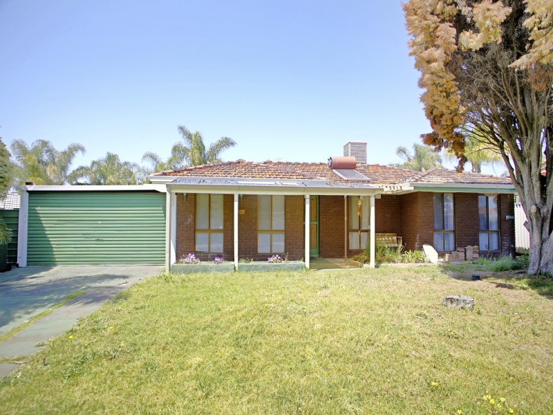 12 Brockmill Avenue, Beechboro WA 6063