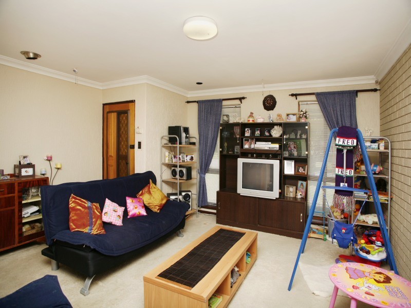 12 Brockmill Avenue, Beechboro WA 6063