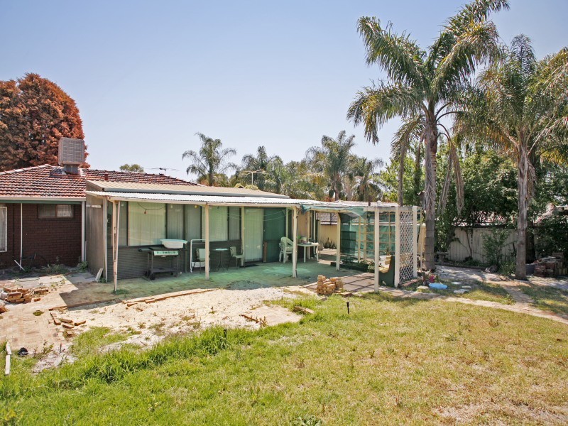 12 Brockmill Avenue, Beechboro WA 6063