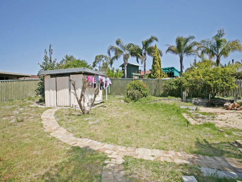 12 Brockmill Avenue, Beechboro WA 6063