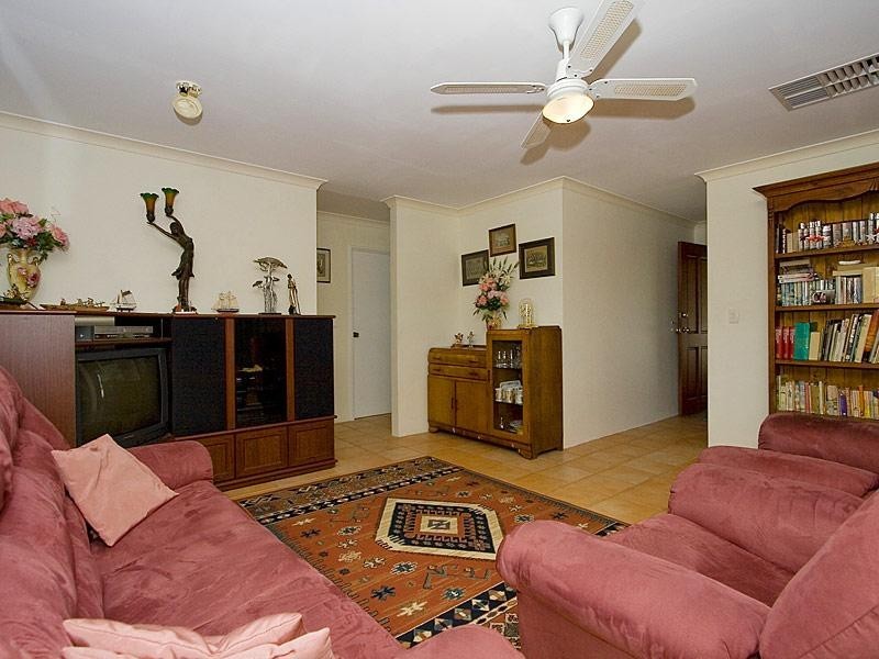 4 Cane Court, Beechboro WA 6063