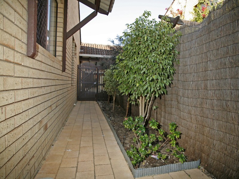 8/4 Chappel Street, Dianella WA 6059