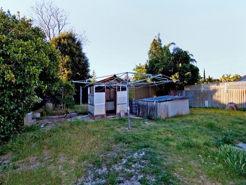 10 Surrey Street, Dianella WA 6059