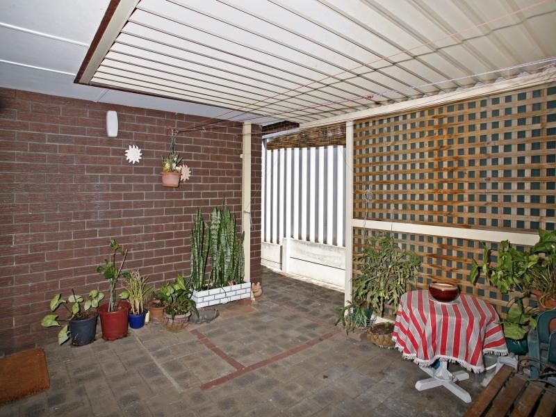 21 Charnwood Street, Morley WA 6062