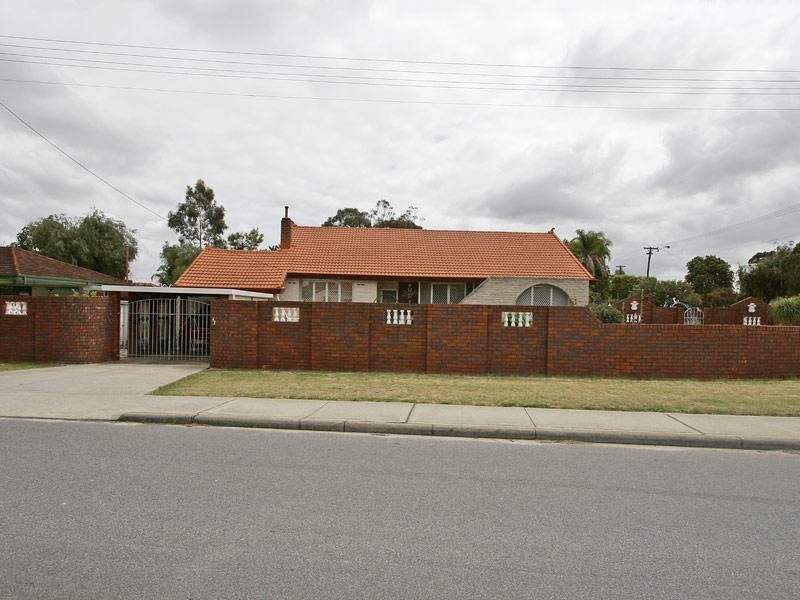 42 Esther Street, Eden Hill WA 6054