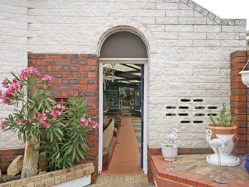 42 Esther Street, Eden Hill WA 6054