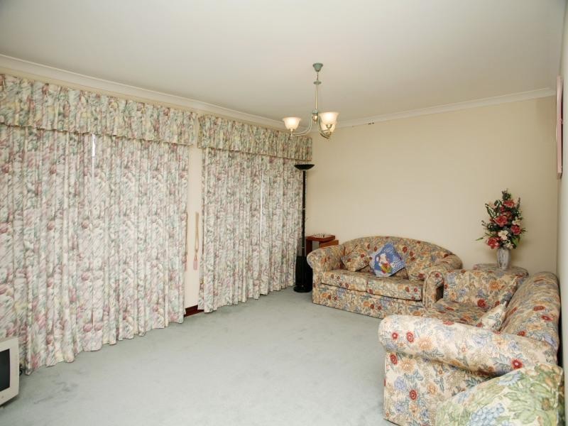 14 Penlea Glade, Kiara WA 6054