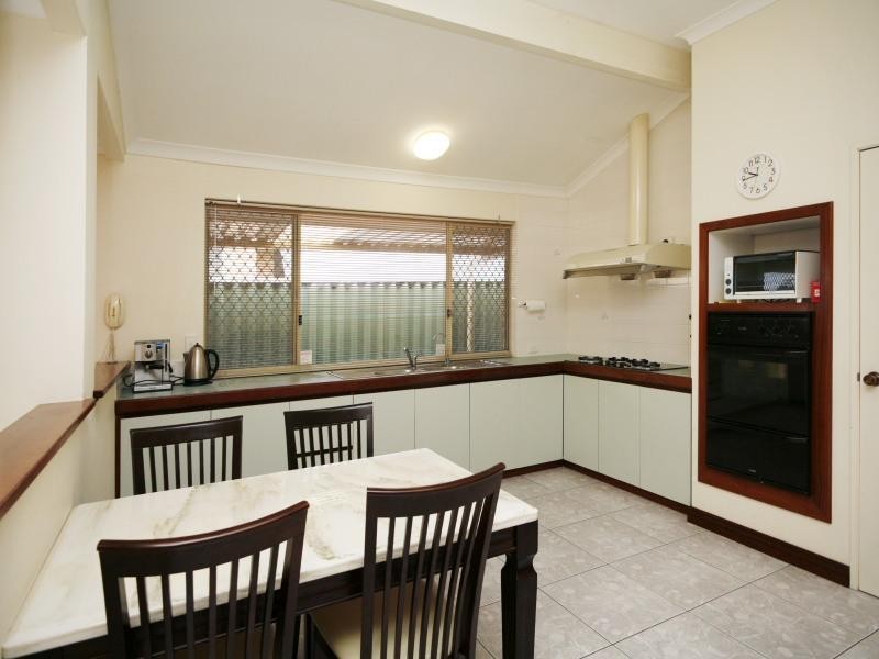 14 Penlea Glade, Kiara WA 6054