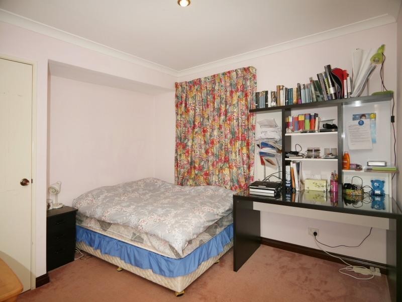 14 Penlea Glade, Kiara WA 6054