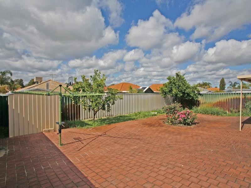 14 Penlea Glade, Kiara WA 6054