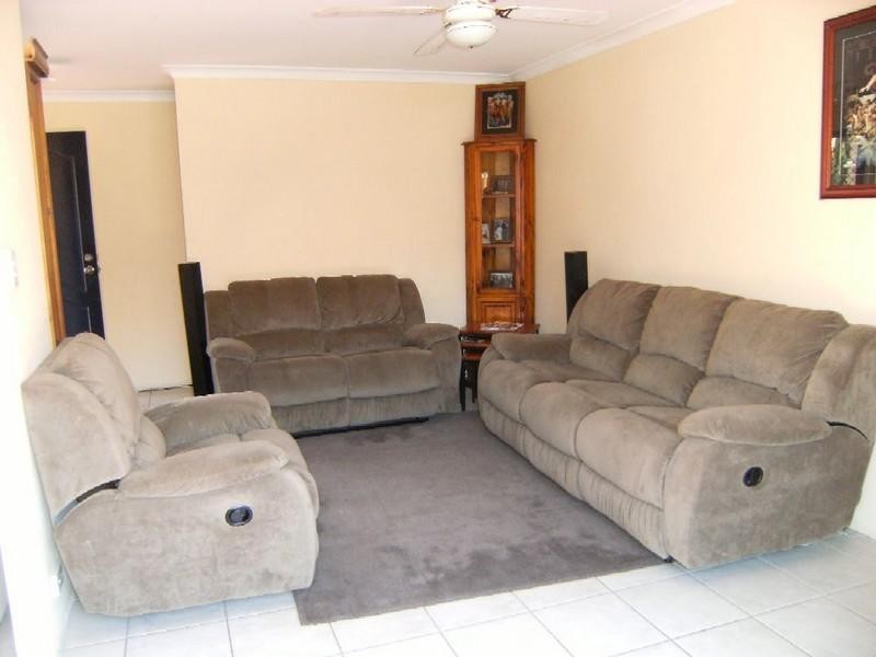 2/303 Drake Street, Morley WA 6062