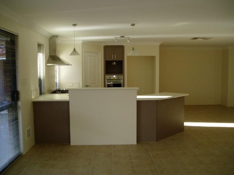 3 Whitehart Entrance, Aveley WA 6069