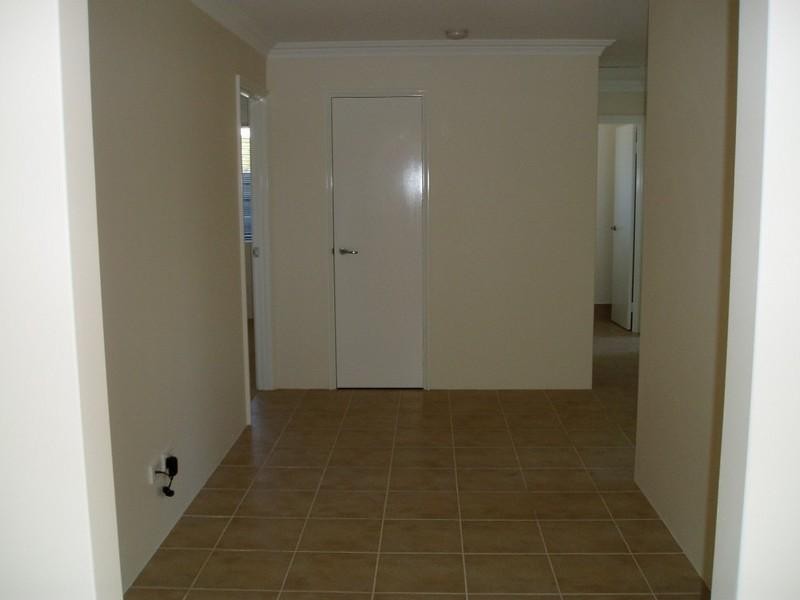 3 Whitehart Entrance, Aveley WA 6069