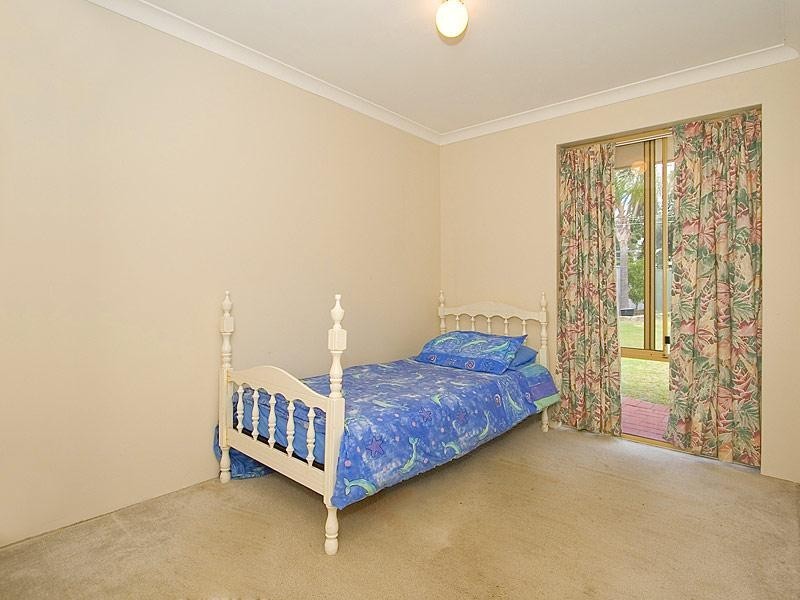 16 Teviot Place, Beechboro WA 6063