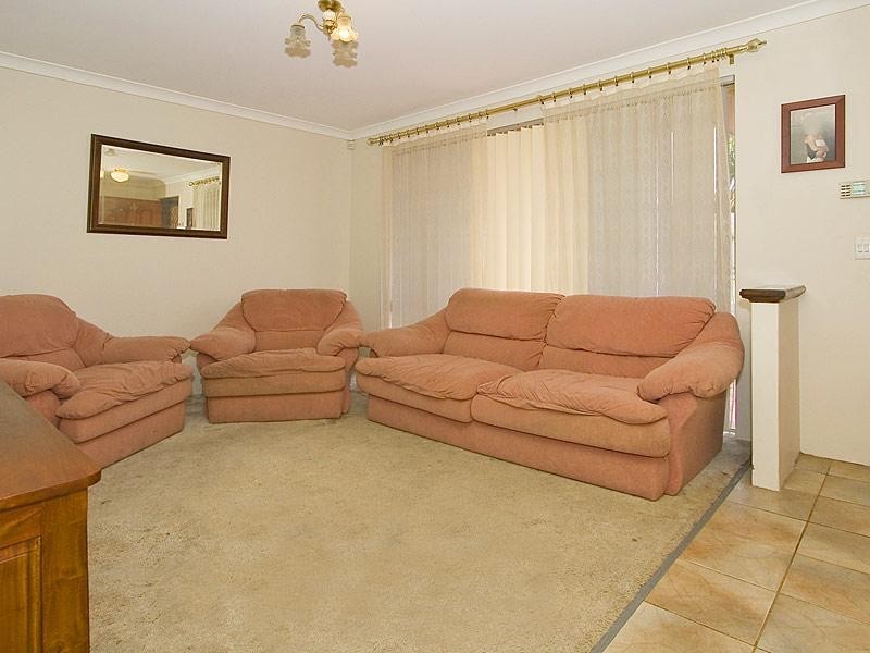 16 Teviot Place, Beechboro WA 6063