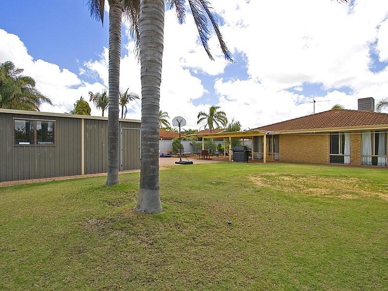 16 Teviot Place, Beechboro WA 6063