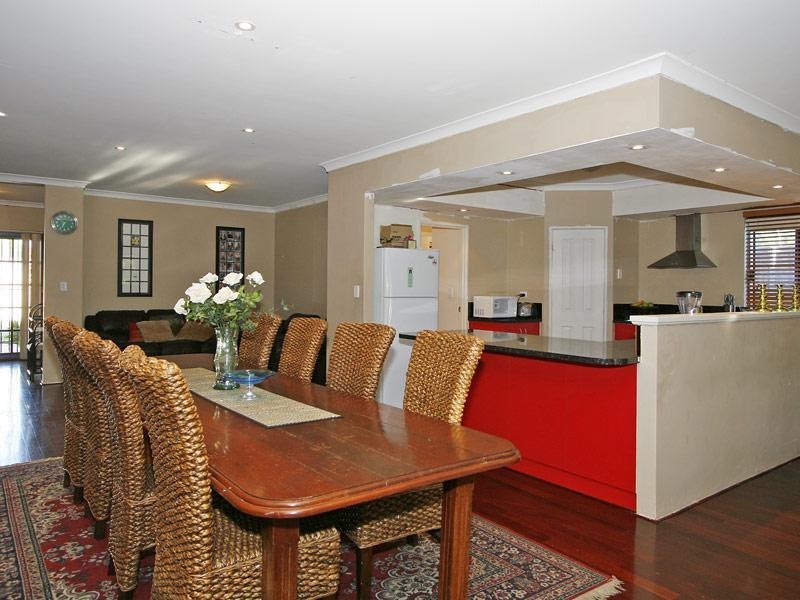 4 Paperbark Place, Ellenbrook WA 6069