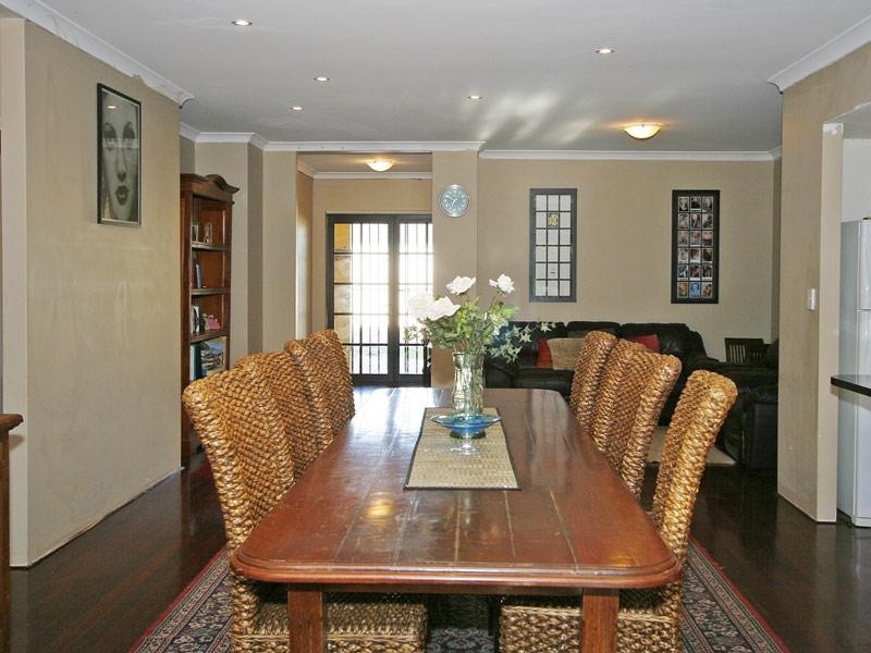 4 Paperbark Place, Ellenbrook WA 6069