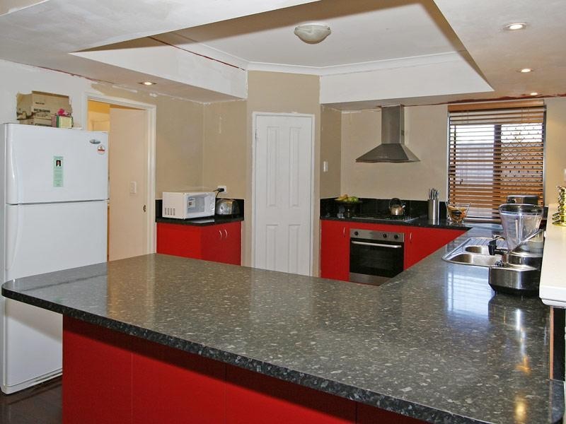 4 Paperbark Place, Ellenbrook WA 6069