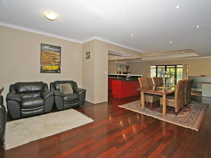 4 Paperbark Place, Ellenbrook WA 6069