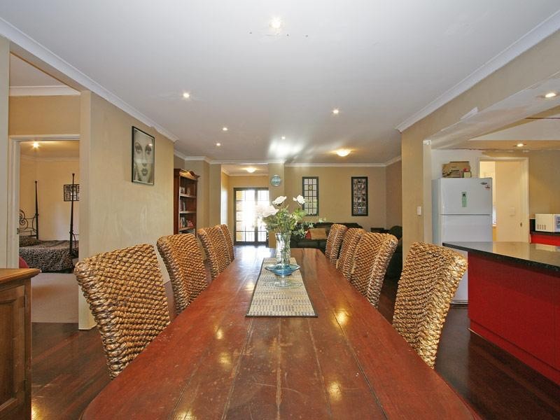 4 Paperbark Place, Ellenbrook WA 6069