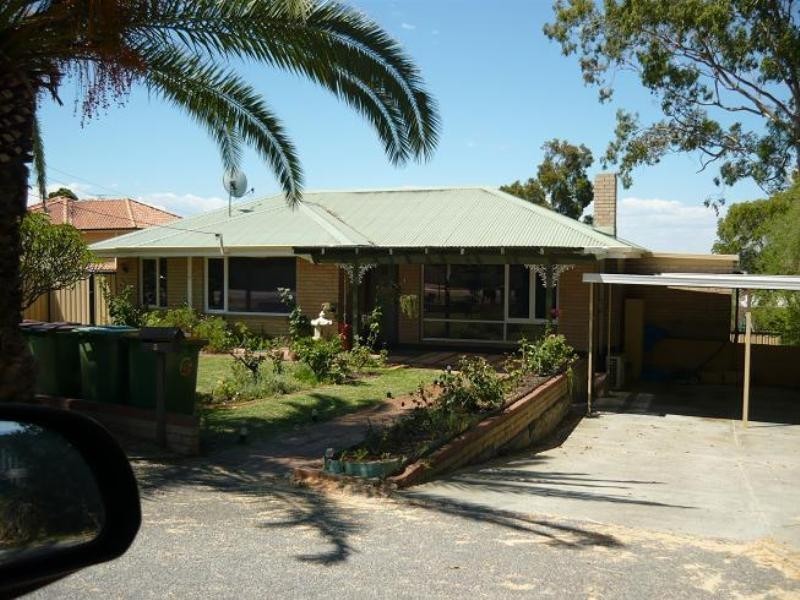 5 Dixon Street, Embleton WA 6062