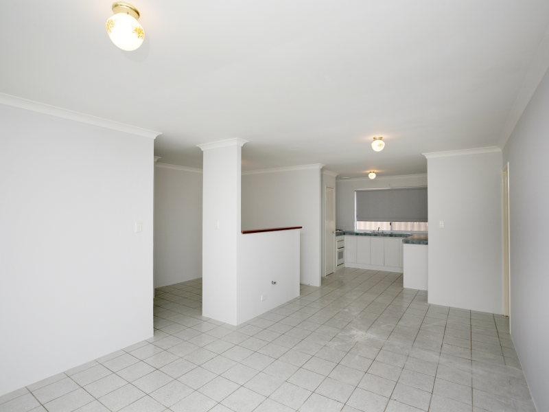 7 Prockter Gardens, Leda WA 6170