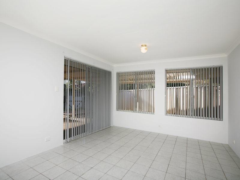 7 Prockter Gardens, Leda WA 6170