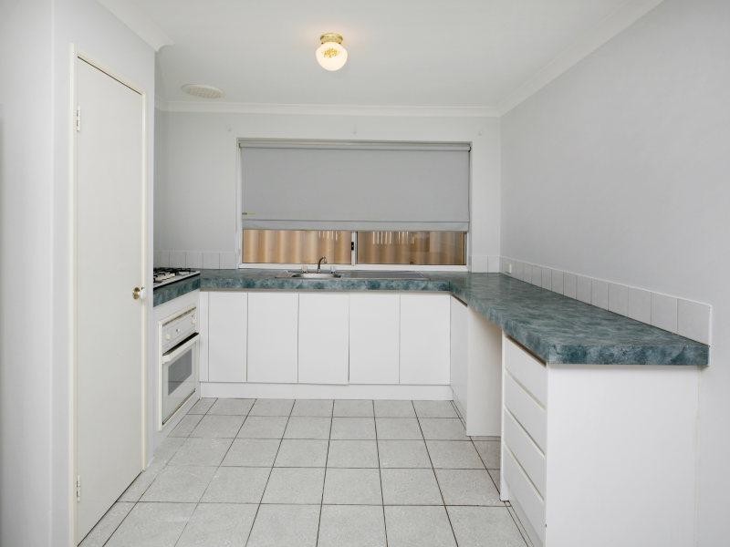 7 Prockter Gardens, Leda WA 6170