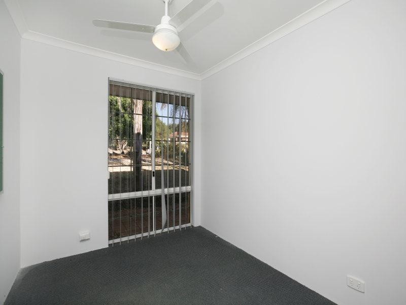 7 Prockter Gardens, Leda WA 6170