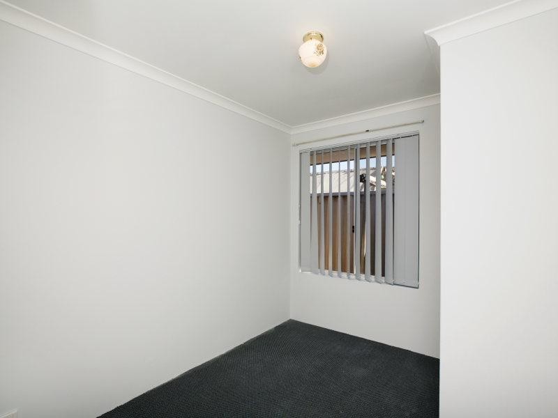 7 Prockter Gardens, Leda WA 6170