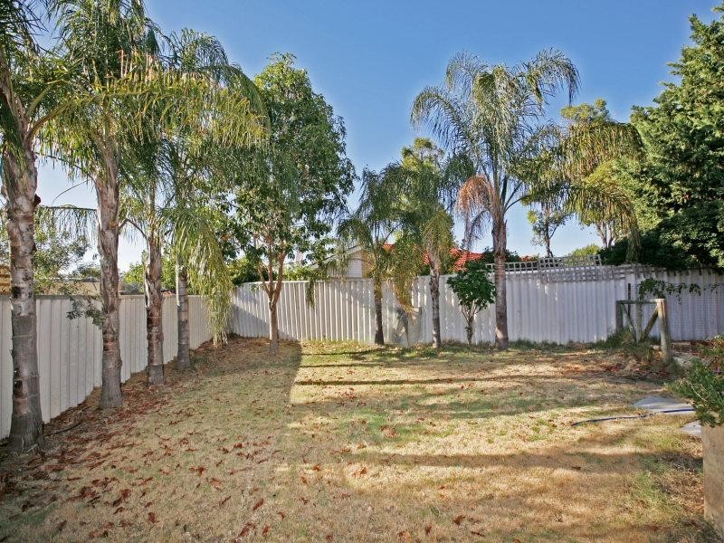 7 Prockter Gardens, Leda WA 6170