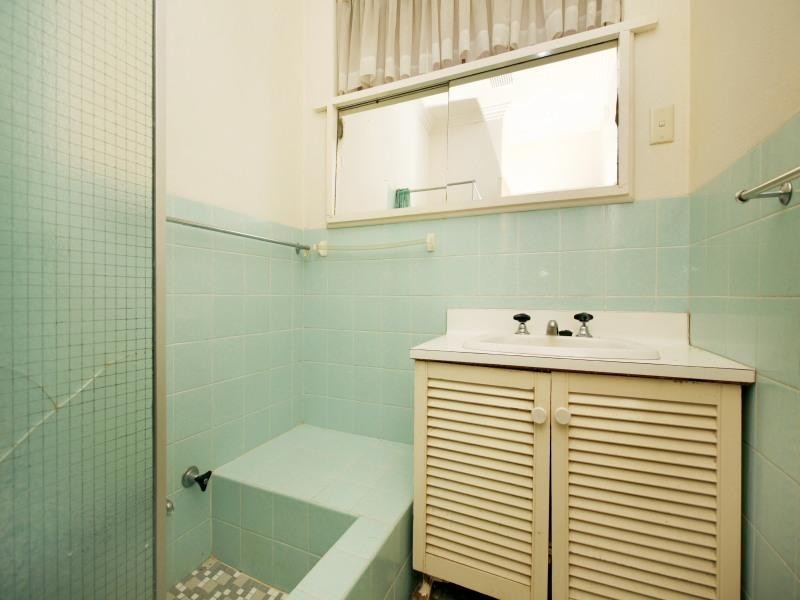 19 Leeds Street, Dianella WA 6059