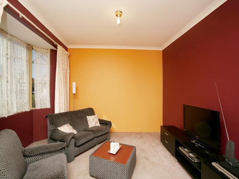 72 Giralia Pwy, Ballajura WA 6066