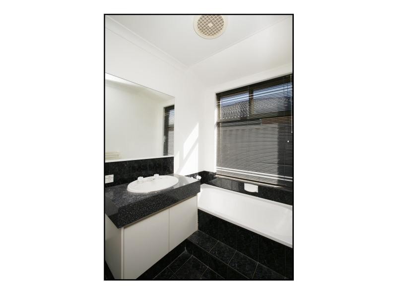 72 Giralia Pwy, Ballajura WA 6066
